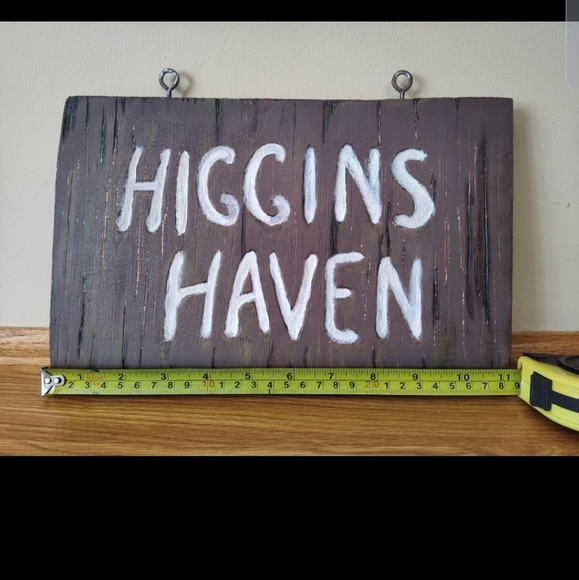 Higgins Haven Sign Friday the 13th Part 3 - Picture 5 of 6